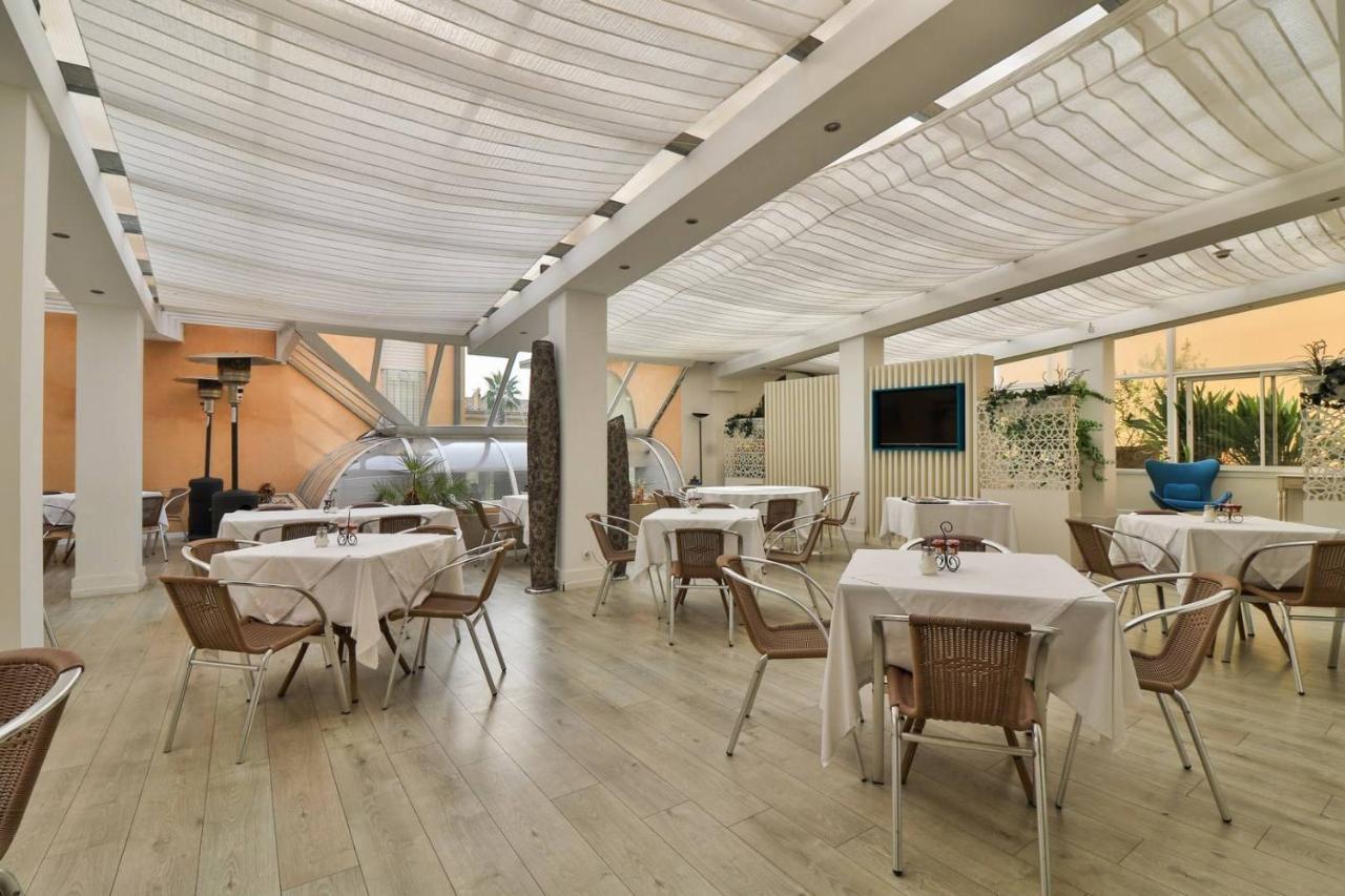 Hotel Sanary, Soleil Et Jardin - Renovation Hiver 2024-25 Exteriör bild